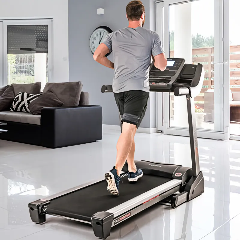 1) Toorx TRX Marathon 3.0 – traka za trčanje u uporabi