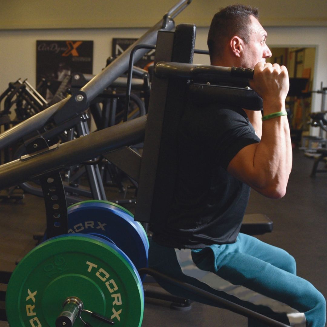 Toorx Vertical FWX-6200 Hack Squat | 250 kg | 192 kg | profesionalna moč brez odvečnih kompromisov - Slika 3