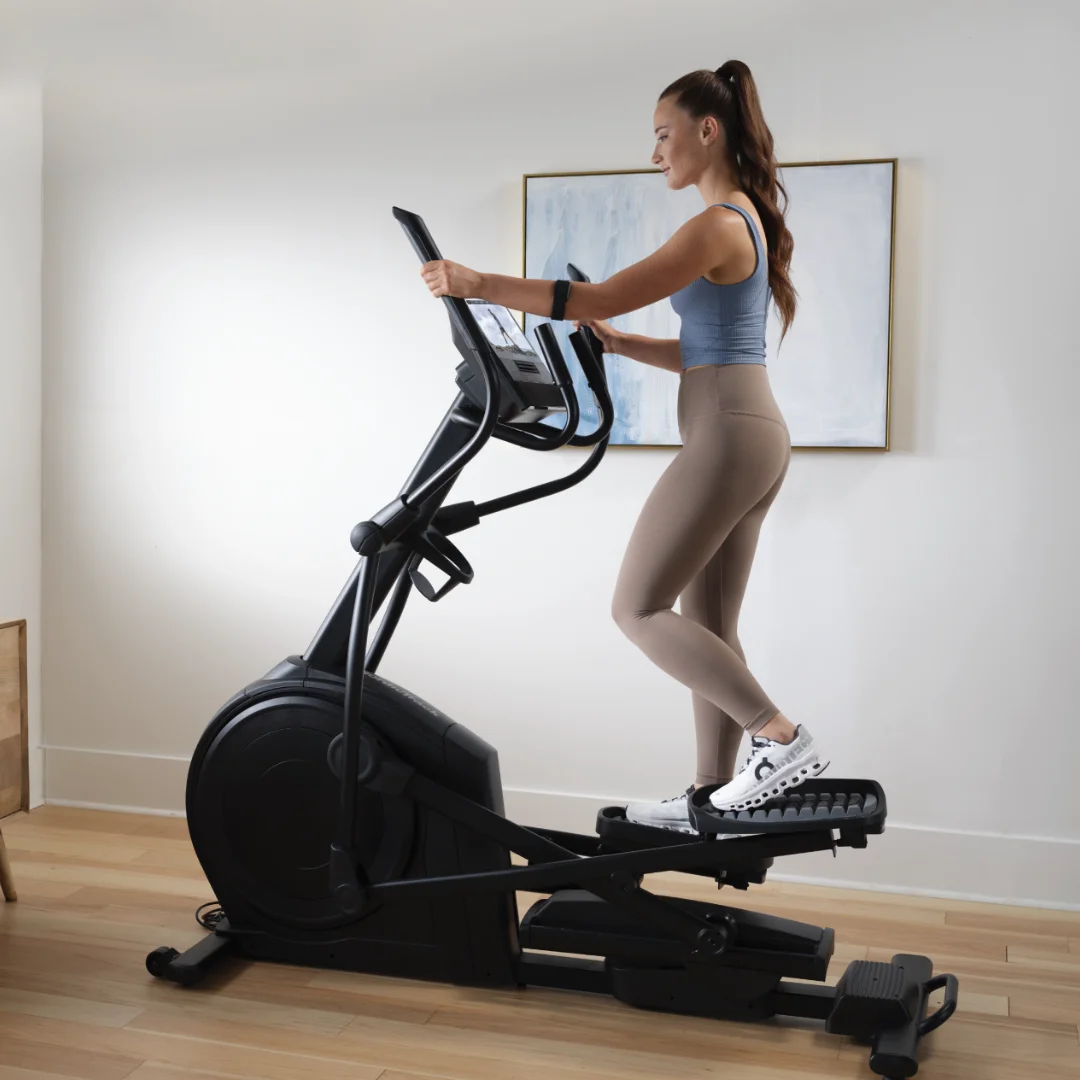 NordicTrack AirGlide 16 eliptični trenažer | 16-inčni HD zaslon osjetljiv na dodir s podešavanjem nagiba, 26 razina SMR otpora, Nagib −5° do 15° | Trenirajte prema vlastitom planu - Slika 2